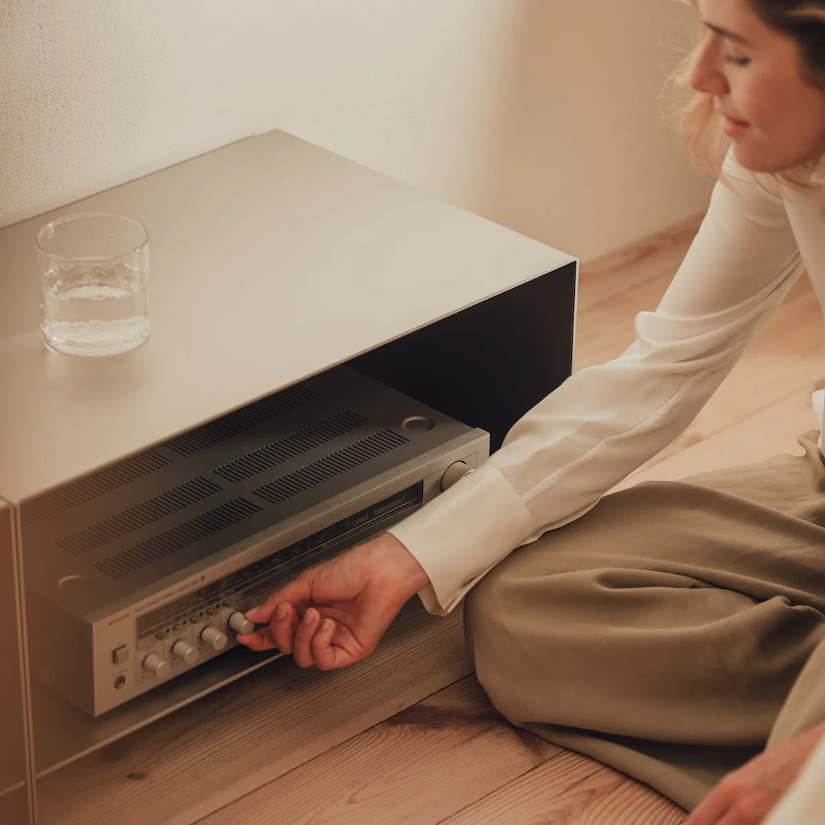 RAWW table / storage unit